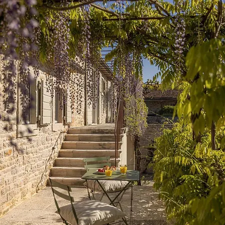 ヴィラ Private Istrian Cipresso With Pool & Garden , Peaceful Countryside Retreat