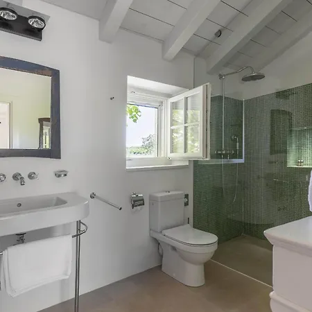 Private Istrian Cipresso With Pool & Garden , Peaceful Countryside Retreat Višnjan